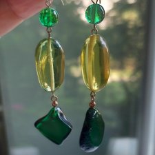 Bursztynowe barwione