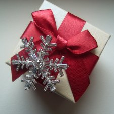 BROSZKA ŚNIEŻYNKA ŚWIĘTA BOŻE NARODZENIE