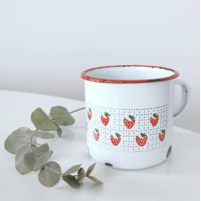 Kubek w truskawki, polska emalia II połowa XX w. PRL