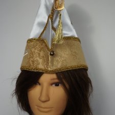 Kapelusz komitetu Bitburgera   *5