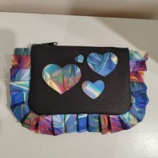 Kosmetyczka damska z falbankami