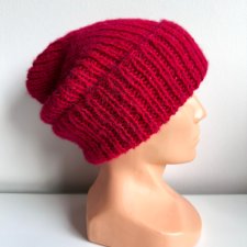 Ręcznie robiona czapka damska MORGANA Merynos, Alpaka z Jedwabiem 3620/07 Czerwony - od ręki