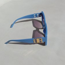 NIEBIESKIE OKULARY PRZECIWSŁONECZNE