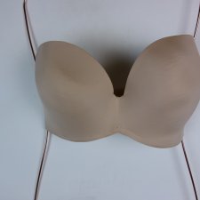 Wonderbra usztywniany biustonosz 30G / 65i