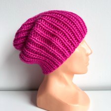 Ręcznie robiona czapka damska JANKA 100% Wełna owcza 105 Magenta - od ręki