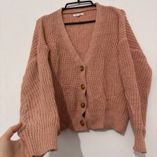 Różowy krótki kardigan Lole Espeleta na guziki, miękki sweter M