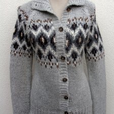 L.O.G.G _ WZORZYSTY SWETER