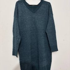 Ciemnozielona sukienka swetrowa z dekoltem V i połyskiem, miękka Esmara Rozmiar XXL / 44 / 16