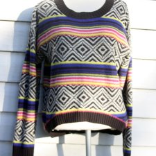 SWETEREK KOLOROWY MOSSIMO