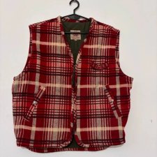 Kamizelka PEPE w kratę, czerwona ocieplana, rozmiar L XL