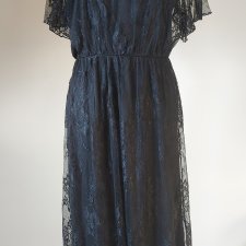 Czarna koronkowa sukienka L/XL
