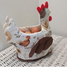 Kura  na jajka, owoce itp..