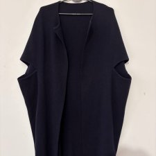 Granatowa damska kamizelka oversize z wełną merynosową oversize onesize