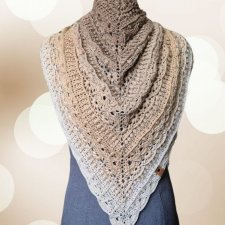 Chusta szydełkowa latte