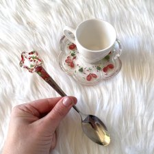 Ozdobna podstawka i łyżeczka do Twojego ulubionego kubka