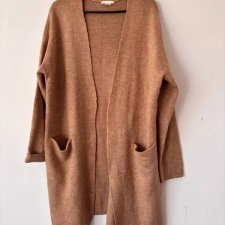 Klasyczny karmelowy kardigan H&M Basic w minimalistycznym stylu. L / 40 / 12·Bardzo dobry·Basic