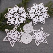 Zestaw srebrno białych ozdób świątecznych 6szt