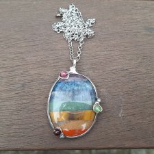 Wiele w jednym - wisiorek