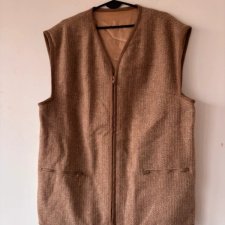 Beżowy ocieplany bezrękawnik vintage na zamek z kieszeniami, miękki i bardzo wygodny XXL / 44 / 16·Bardzo dobry