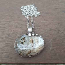 Pustynia kamienista - wisiorek