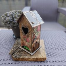 Dekoracyjny domek na herbatę Vintage Garden