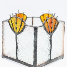 Kwadratowy kolorowy świecznik witrażowy