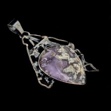 CHALCEDON WINOGRONOWY