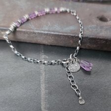 Ametyst. Delikatna srebrna bransoletka