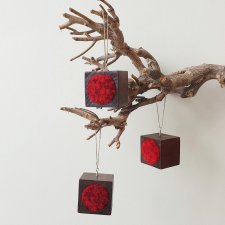 Zestaw 3 drewnianych bombek z włóczkowym wypełnieniem