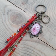 Brelok z kwiatowym medalionem Rose Charm