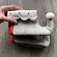 Nowe kapcie Zara Home bambosze elf haftowane