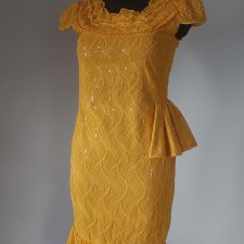 Vintage handmade  żółta sukienka z falbaną  cekiny haft S