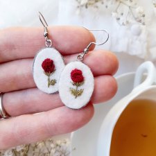 Kolczyki Bordowe róże ogrodowe owalne duże