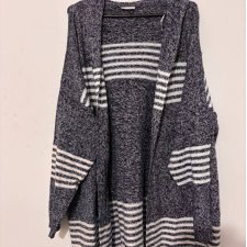 Długi melanżowy kardigan z kapturem Janina Curve – oversize, ciepły, pasy, Janina Rozmiar 5XL / 50 / 22