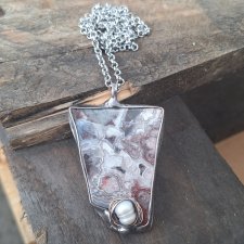 Perła w gniazdku - wisiorek