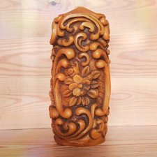 Stara woskowa świeca rzeźbiona vintage