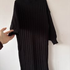 Czarne ciepłe dzianinowe sukienka midi oversize, prążkowana, miękka – idealna na zimę L xl