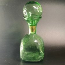 Włoska karafka z zielonego szkła vintage