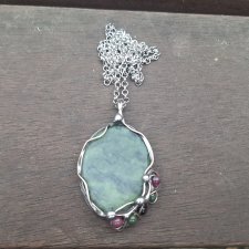 Na zielono-  wisiorek