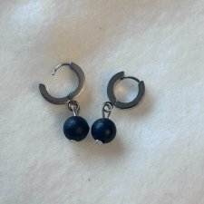 Kolczyki PETRA w kolorze srebrnym – kamień wulkaniczny