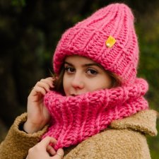 Komplet zimowy z wełny peruwiańskiej PERUVIAN WOOLY róż i już