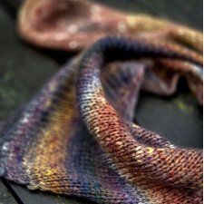 nakrapiana miodem  / asymetryczna chustka