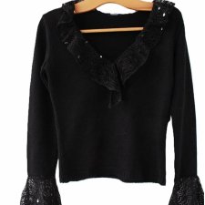 elegancki sweter vintage kobiecy falbany koronka