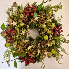 Wianek z dziką różą