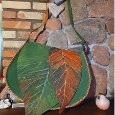 torebka z listkami z naturalnej skóry