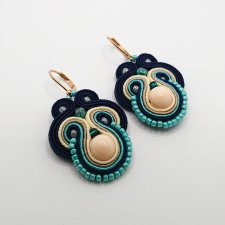 Granatowo-kolorowe kolczyki sutasz