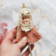 Makramowy breloczek Anioł - róż | Aniołek na szczęście brelok