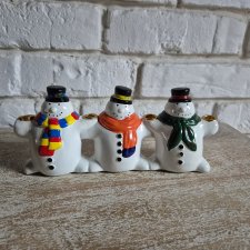 Świąteczny świecznik z bałwankami