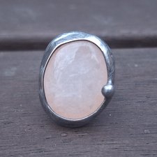 Różowy kwarc - pierścionek regulowany