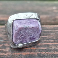 Czaroit - pierścionek regulowany